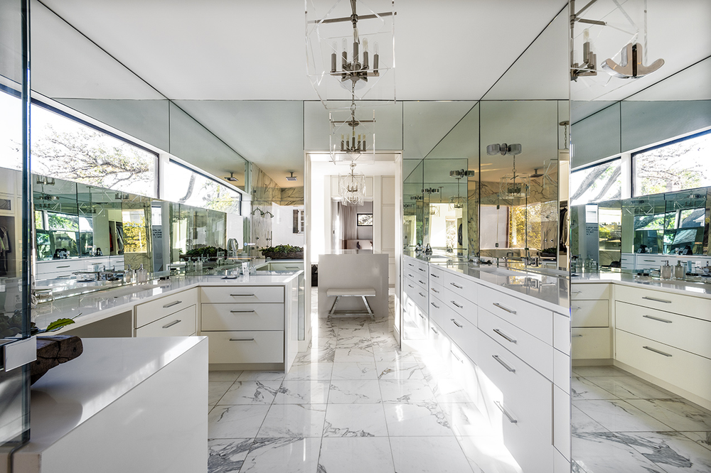 Designing A Luxury Bathroom