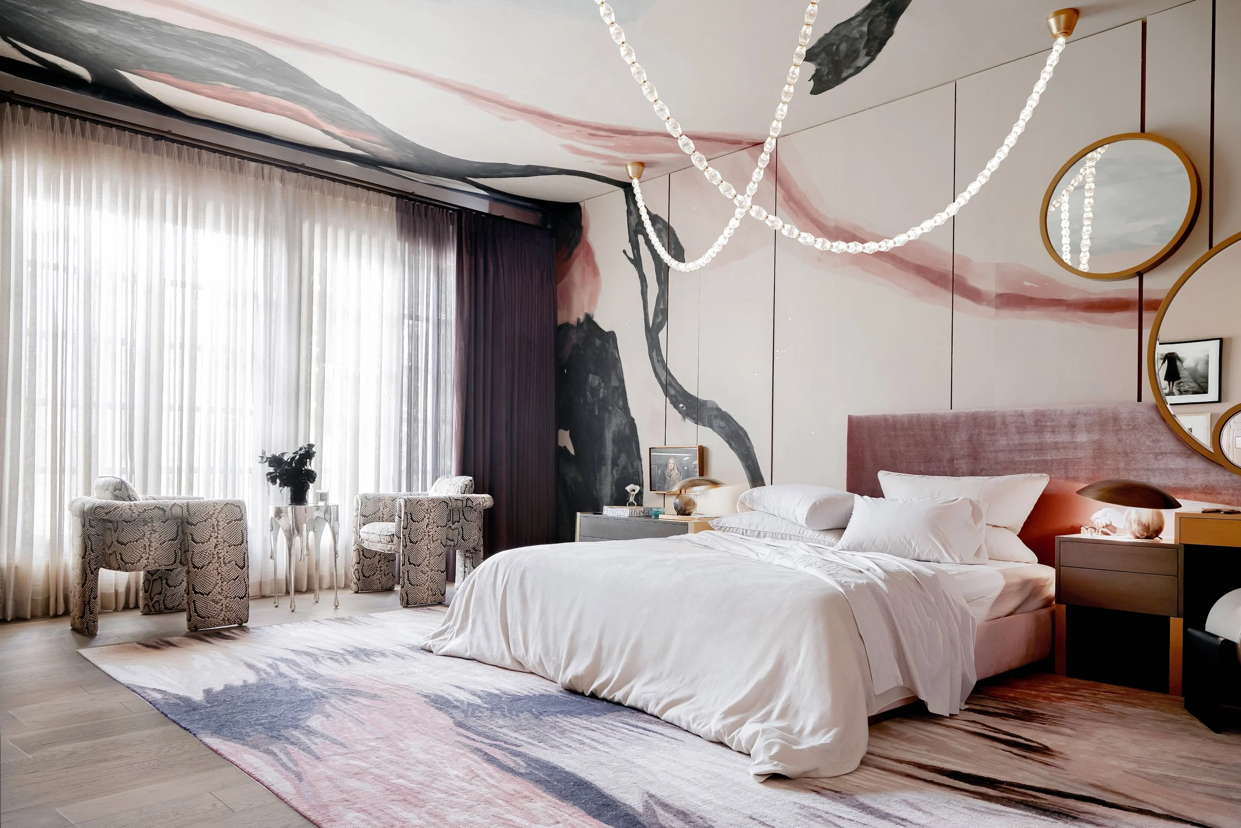 LLI KIPS Bay Dallas 2022 Bedroom_Photo by Kris Ellis.jpg